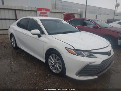 TOYOTA CAMRY 2021