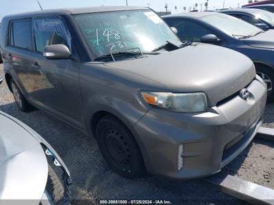 SCION SCION XB 2015