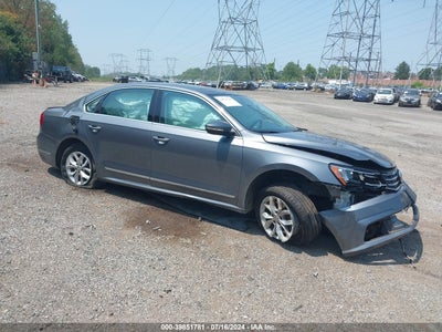 VOLKSWAGEN PASSAT 2016