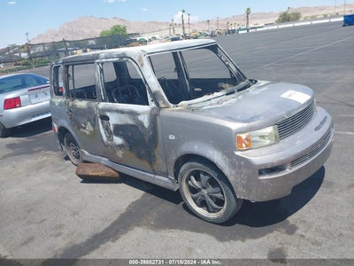 SCION XB 2005