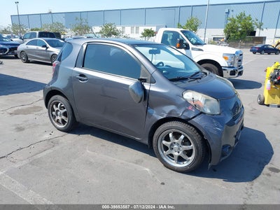 SCION IQ 2013