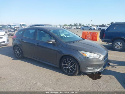FORD FOCUS SE 2015
