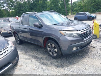 HONDA RIDGELINE 2017
