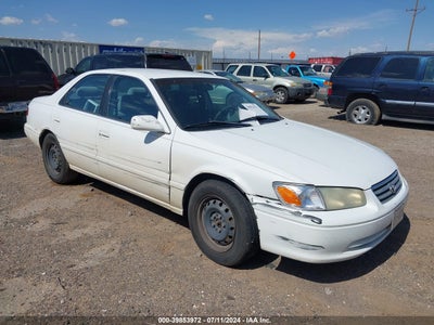 TOYOTA CAMRY 2001