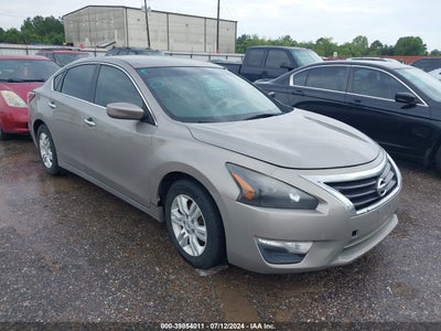 NISSAN ALTIMA 2015