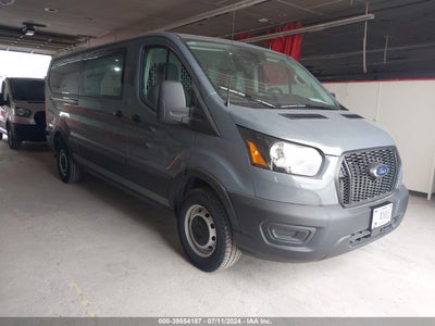 FORD TRANSIT-150 2023