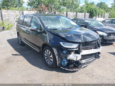 CHRYSLER PACIFICA HYBRID 2022