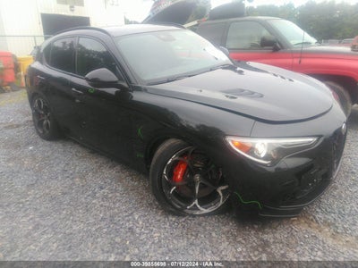 ALFA ROMEO STELVIO 2022