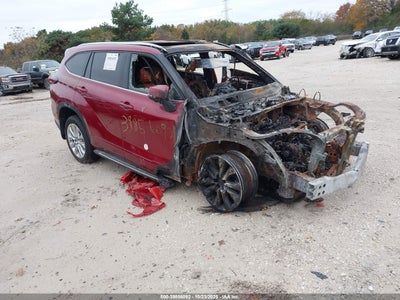 TOYOTA HIGHLANDER 2024