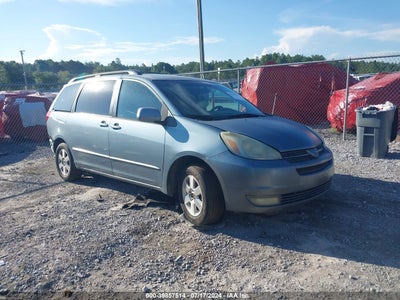 TOYOTA SIENNA 2004