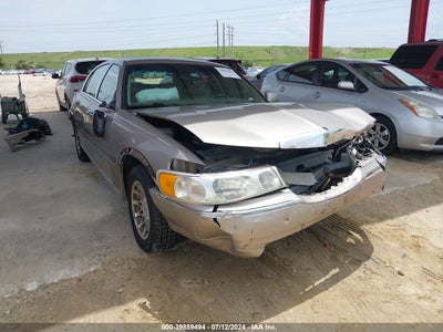 LINCOLN TOWN CAR 2000