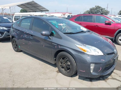 TOYOTA PRIUS 2014
