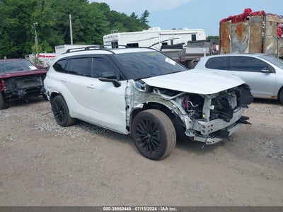 TOYOTA HIGHLANDER 2023