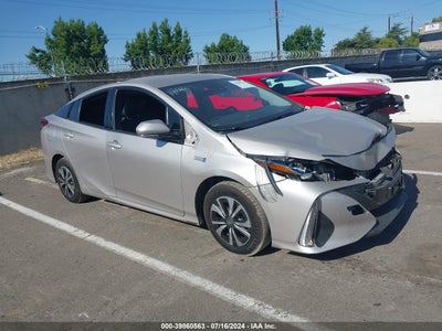 TOYOTA PRIUS PRIME 2018