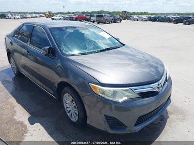 TOYOTA CAMRY 2012