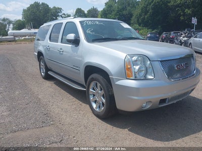 GMC YUKON XL 1500 2013