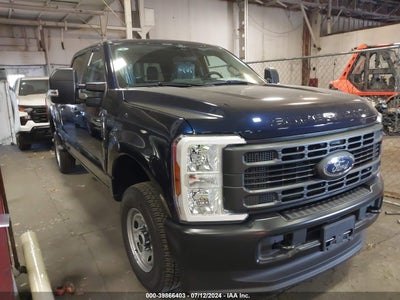 FORD F-250 2024