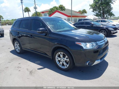 MITSUBISHI OUTLANDER 2015