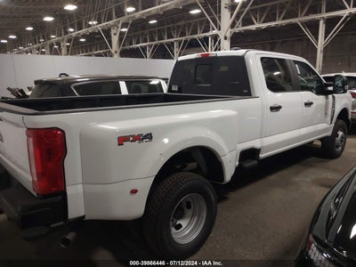 FORD F-350 2024