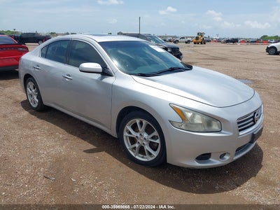 NISSAN MAXIMA 2014