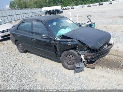 HYUNDAI ACCENT 2001