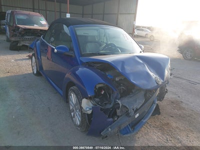 VOLKSWAGEN NEW BEETLE 2008