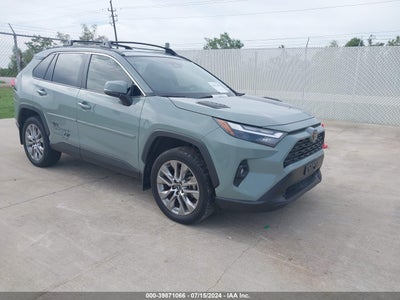 TOYOTA RAV4 XLE 2023