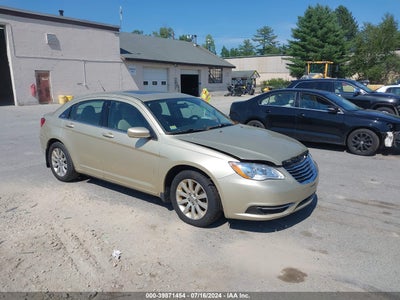 CHRYSLER 200 2011
