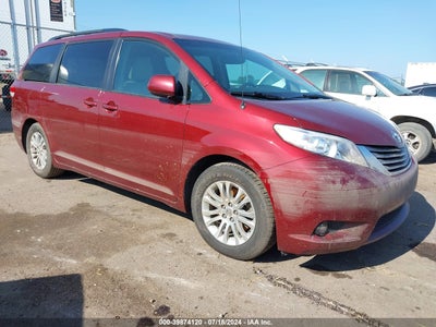 TOYOTA SIENNA 2014