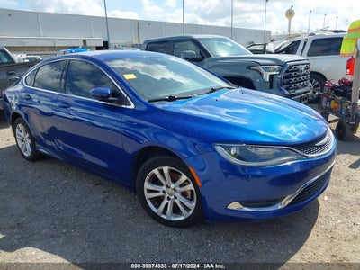 CHRYSLER 200 2015