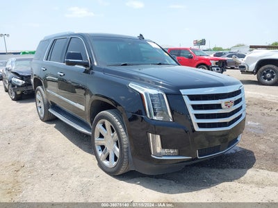 CADILLAC ESCALADE 2017