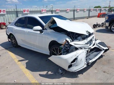 TOYOTA CAMRY 2021