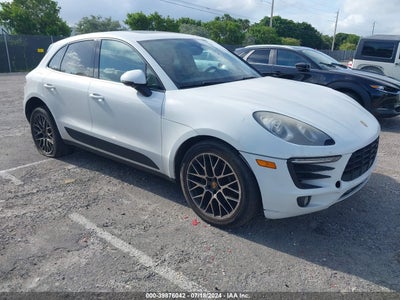 PORSCHE MACAN 2018