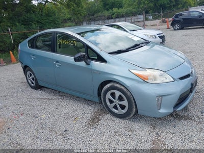 TOYOTA PRIUS 2013