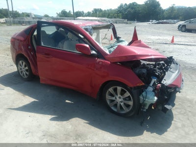 HYUNDAI ACCENT 2013