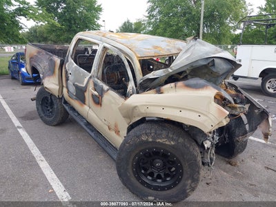 TOYOTA TACOMA 2019