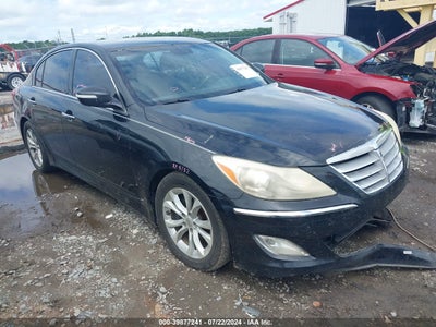 HYUNDAI GENESIS 2013