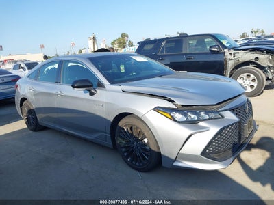 TOYOTA AVALON HYBRID 2019
