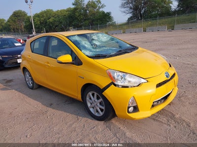 TOYOTA PRIUS C 2014