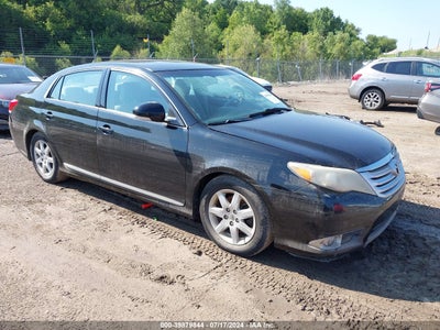 TOYOTA AVALON 2011