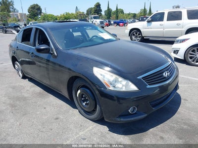 INFINITI G37 2013