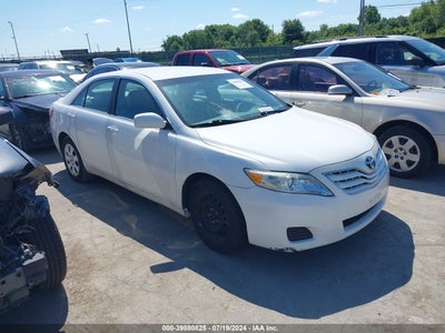 TOYOTA CAMRY 2010
