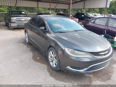 CHRYSLER 200 2015