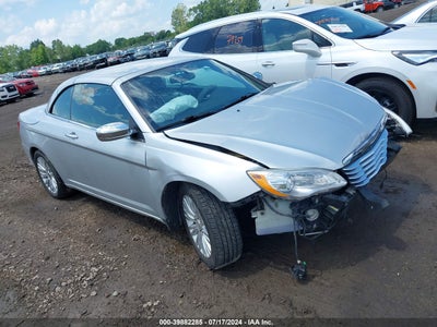 CHRYSLER 200 2011