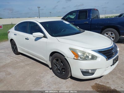 NISSAN ALTIMA 2015