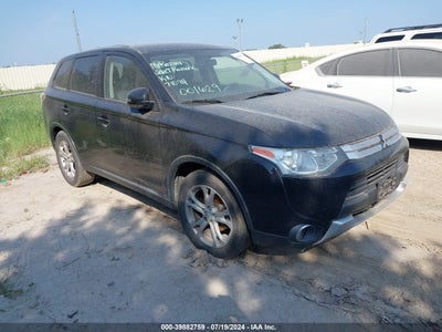 MITSUBISHI OUTLANDER 2015