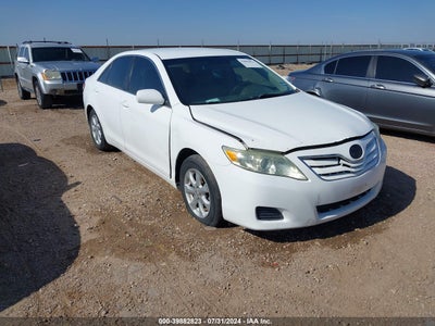TOYOTA CAMRY 2011