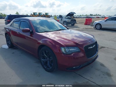 CHRYSLER 300 2020