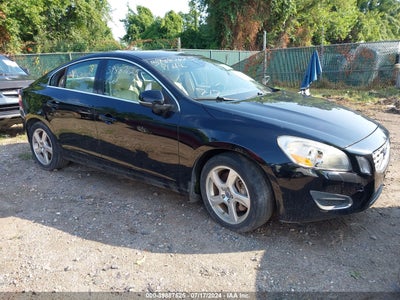 VOLVO S60 2012