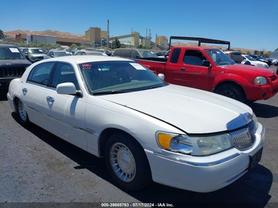 LINCOLN TOWN CAR 2002